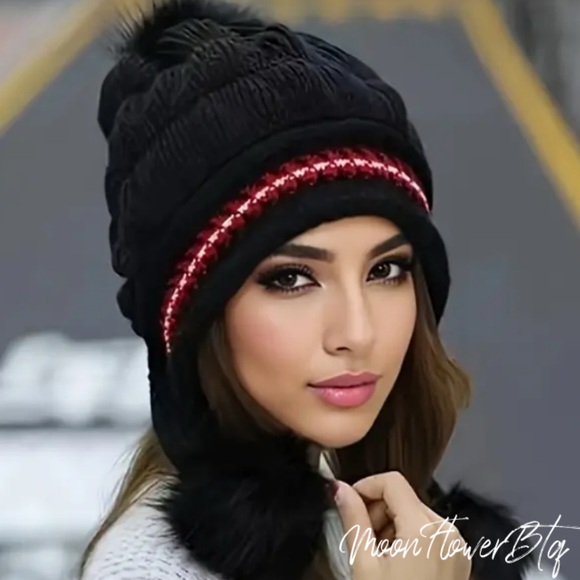 MoonFlowerBtq Accessories - Black Winter Knit Pom Pom Beanie Hat